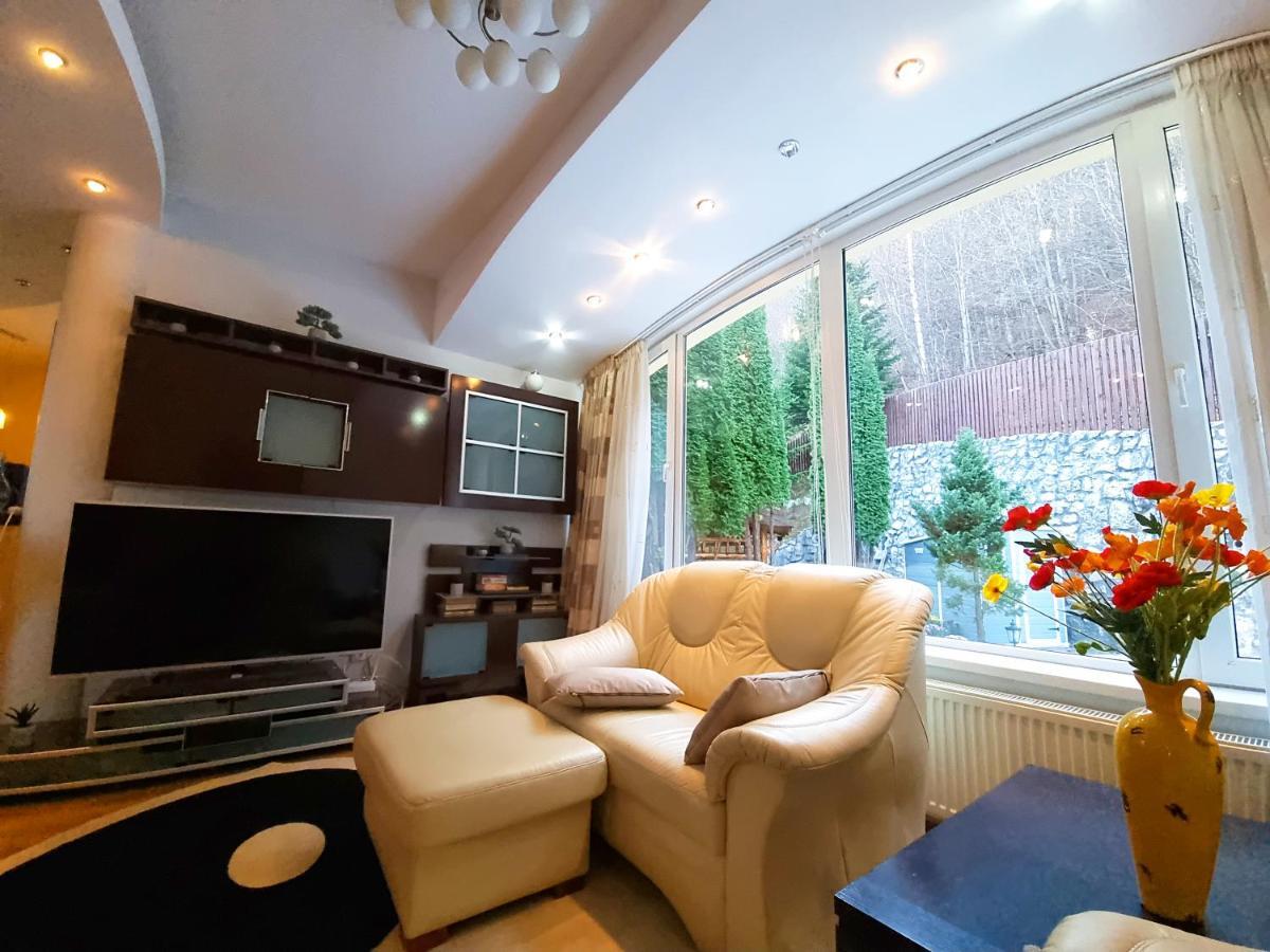 Marble Villa: Luxury Estate - Central But Intimate ซินายา ภายนอก รูปภาพ